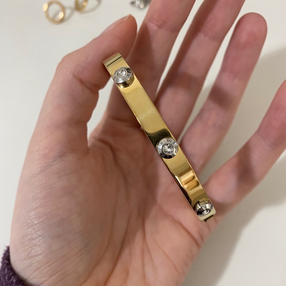 Henri Bendel Bangle